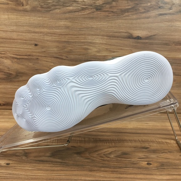 <SOLD>Nike MenHyperdunk 2017 TB Black/Metallic New - Picture 5 of 5